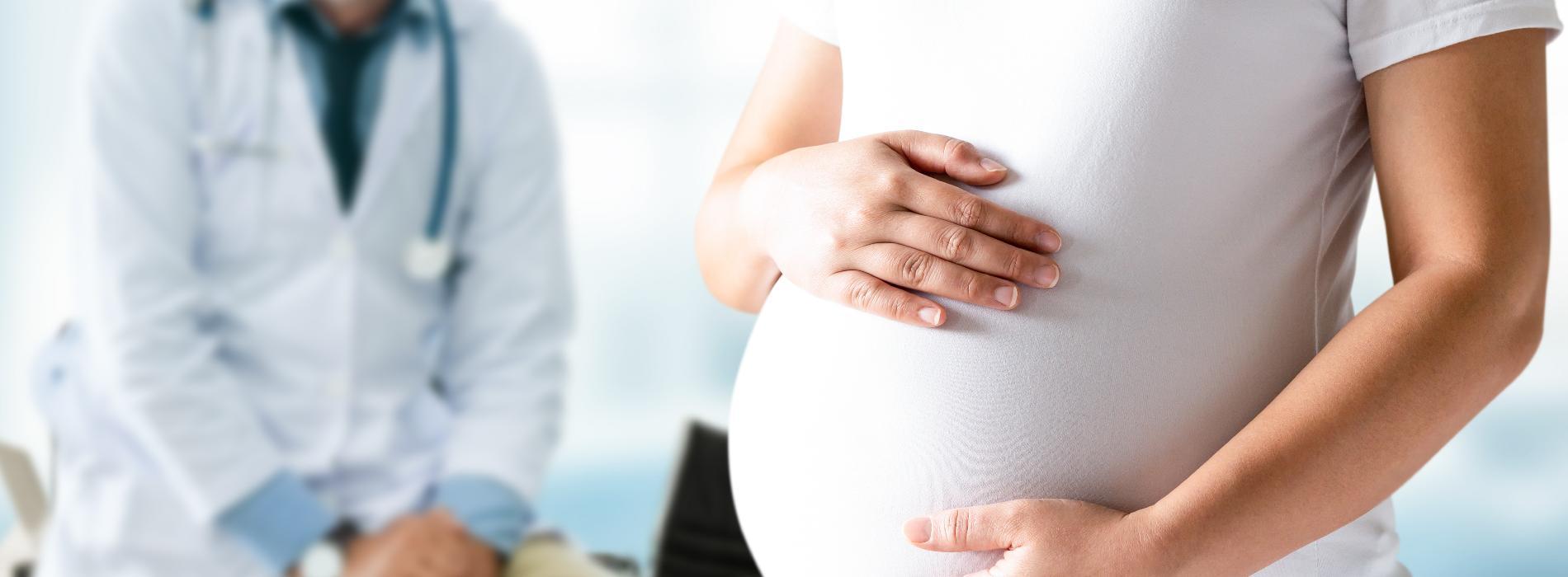 Ciąża po 35. roku życia - powikłania, ryzyka, niezbędne badania